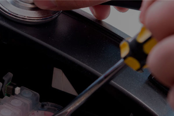 Reparación, Arreglo y Mantenimiento de Impresoras Gran formato, Sublimación, Plotter, Comestible o UV.